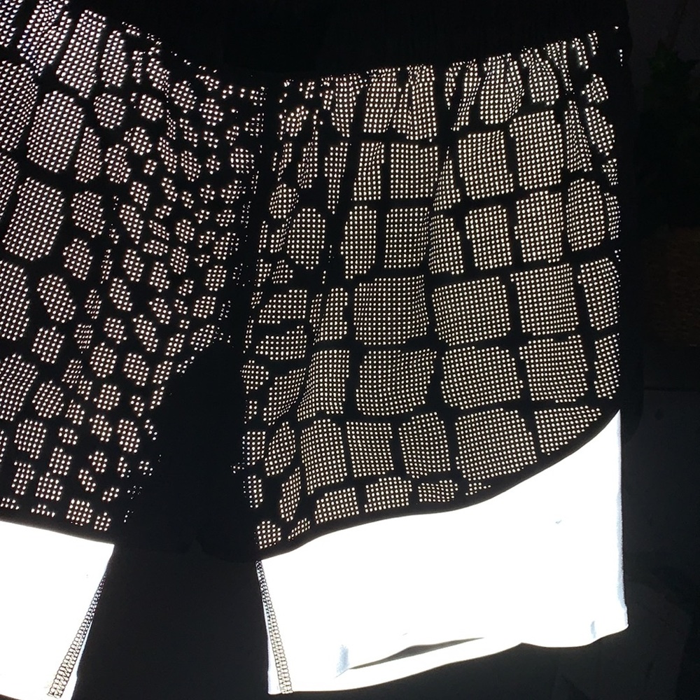 ALEXANDER WANG x H&M | Runaway Double Run Shorts HM - Picture 11 of 15
